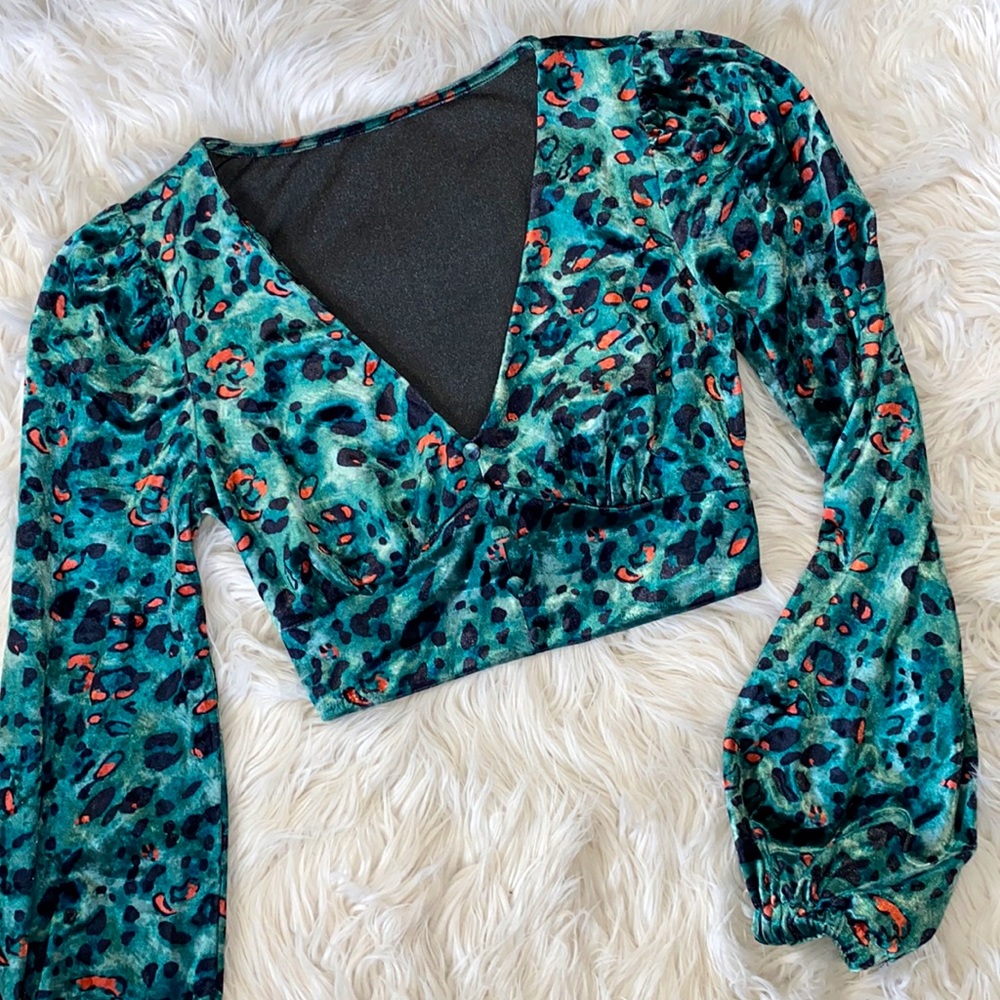 Leopard Print Velvet Cropped Blouse with Statement Sleeves